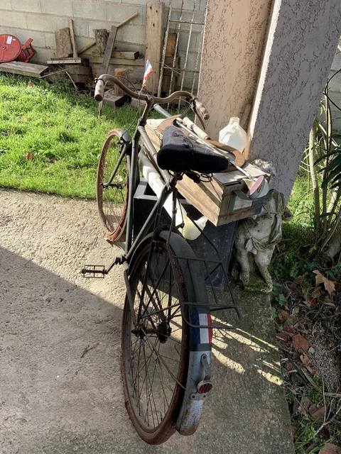 LOT PORTES BAGAGE Velo ancien tole emboutie Sans Reproche luggages LOT PORTES BAGAGE Velo ancien tole emboutie Sans Reproche luggages