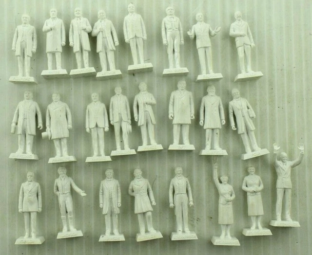 1950s-60s Marx U.S. Presidents Lot of 22 w/ 2 Diff MRS Eisenhower 40mm Figures