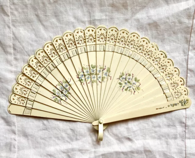 Vintage Celluloid/Plastic Floral Hand Painted Folding Hand Fan BEAUTIFUL!!