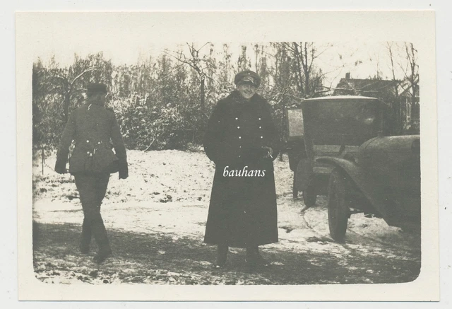 Foto Etappen Kraftwagen Kolonne 7 -Kraftfahrer vor Kfz/Auto 1.WK (X104)