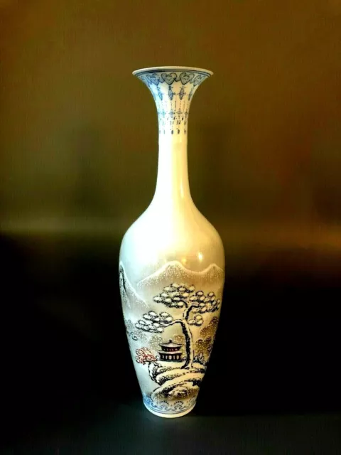 Vintage Chinese Porcelain Eggshell hand painted Vase  Winter scene