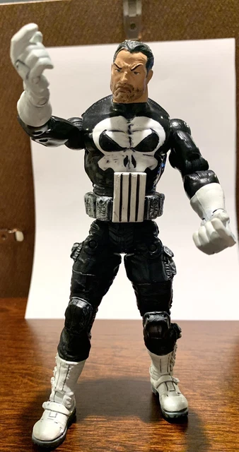 2003 Toybiz Marvel Legends The Punisher 6" Action Figure War Zone; Loose