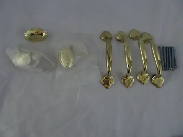 KNOBS Cabinet Drawer Pulls & Handles Lot 7 Gold Tone  Vintage New & Pre-owned