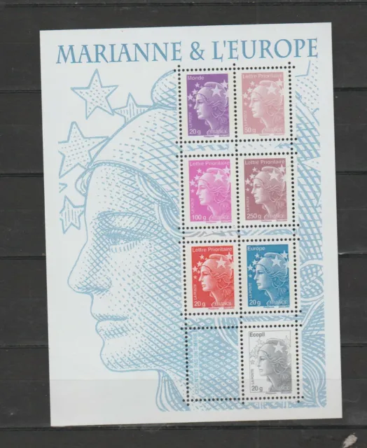 France  Feuillet n°F4614 "Marianne de l'Europe " de 2011