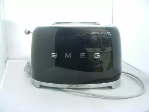 SMEG TSF01 zwei Schlitze, zwei Scheiben Toaster, Farbwahl, gebraucht, verbeutet/verkratzt 3