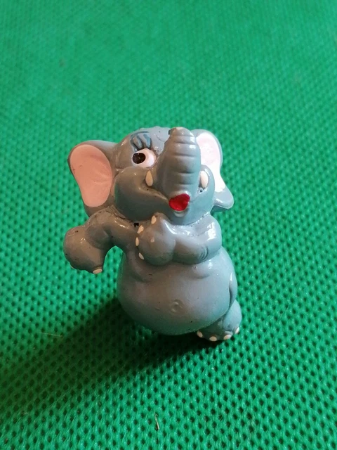 Figurine Kinder :  série éléphant  vintage  Férrero douche bis