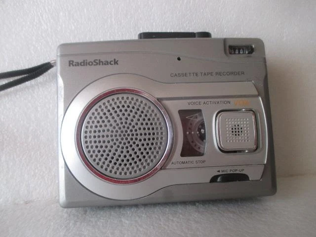 Vintage Radio Shack Voice Activated VOX Cassette Recorder. CTR-122