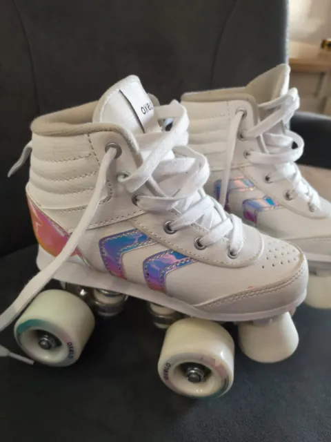 Oxelo Rs Quad 100 White Holographic Roller Skates Decathlon - Small Uk Size 13