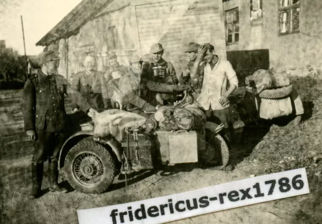 F10 photo GrenRgt503 eastern front Johannisberg Janowo Gołdap krad pig in sidecar