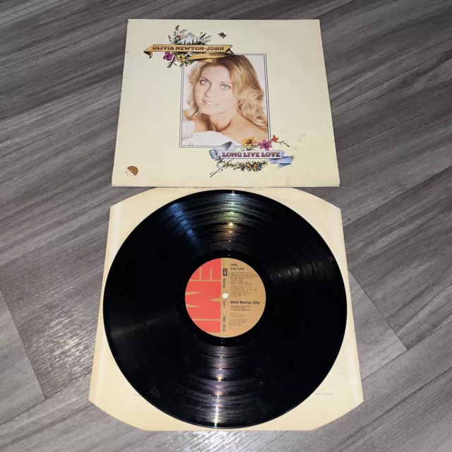Olivia Newton-John Long Live Love UK LP Vinyl Record Album 1974 EMC3028 EMI