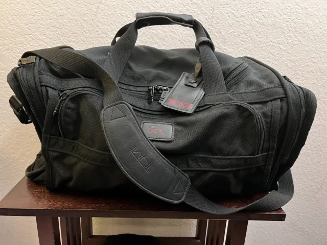 Vintage Tumi Classic Black Ballistic Nylon Duffel Luggage Bag 266D3 USA
