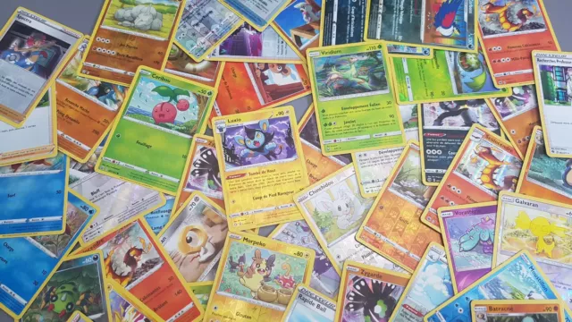 Lot de 20 Cartes Pokemon Brillantes (Holo + Reverse) Sans Doubles FRANCAISES !