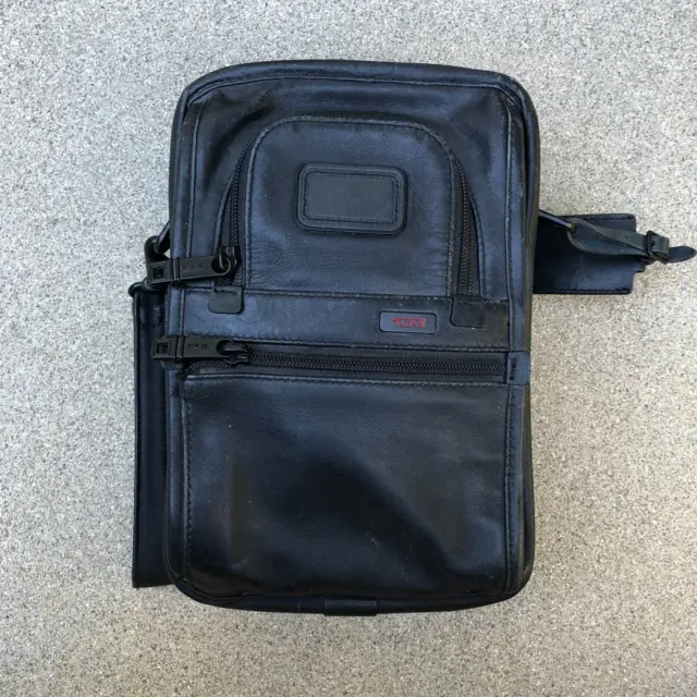 Vintage TUMI Alpha Travel Bag Leather Black Handle Strap Organizer Small Holder