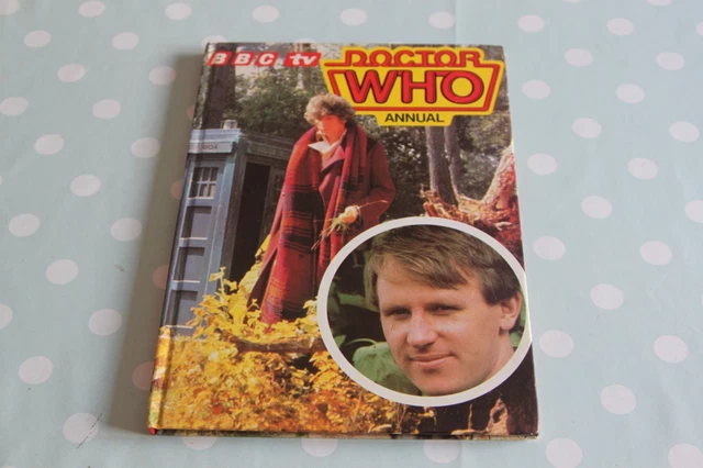 Doctor WHO Dalek Saucer Pilot BBC Terry Nation 1963 figurine 5.75