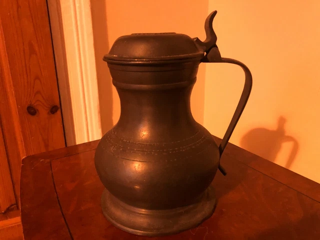 Pewter vintage Victorian antique lidded pint tankard mug