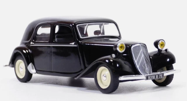 Miniature Peugeot 403 Verte Au 1/43 Par Odéon – Neuf
