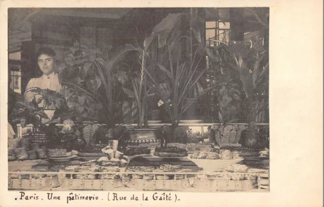 CPA 75 PARIS XIVe CARTE PHOTO UNE PATISSERIE RUE DE LA GAITE (COMMERCE MAGASIN