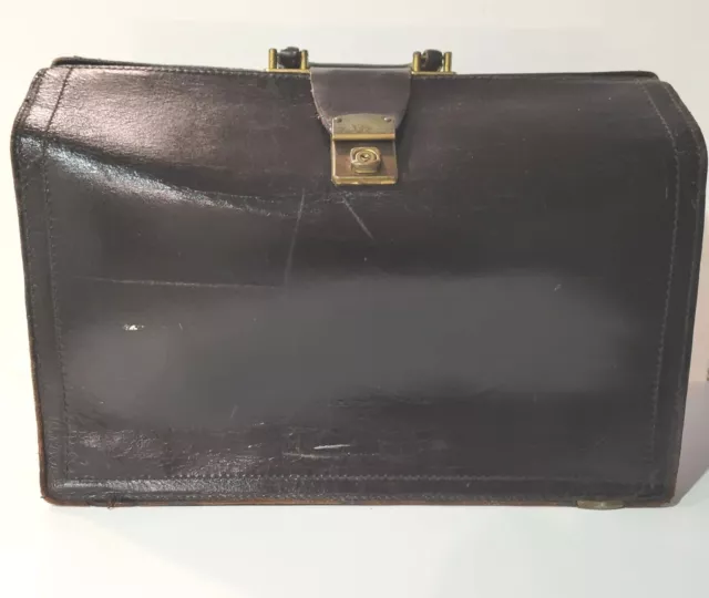 CHENEY ENGLAND Genuine Worn Leather Executive Black Briefcase Doctor Bag Vintage