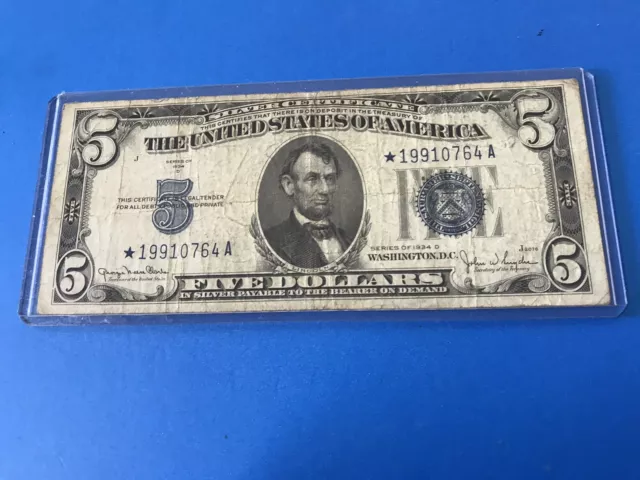 1934 D  $5 Five Dollar Silver Certificate STAR NOTE..  ..Lot #4