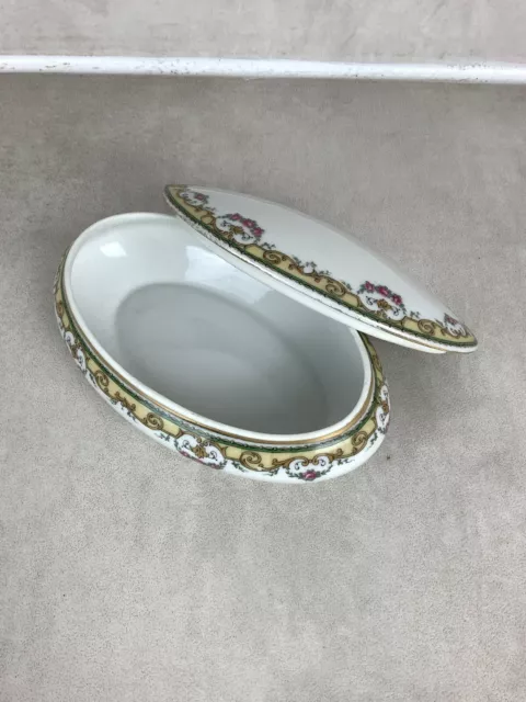 Ancienne boite, boite à bijoux, bonbonnière Limoges BRP France en porcelaine