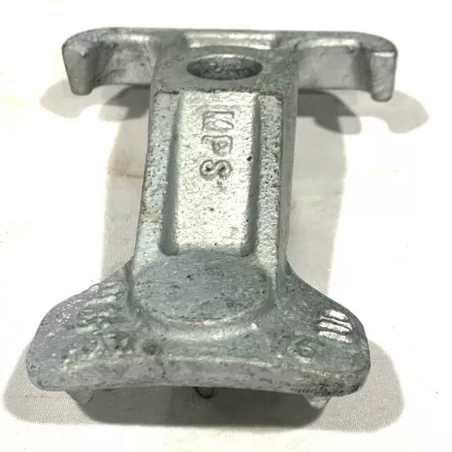 New Joslyn/ MacLean Power Systems P135AXW V6 UD Attachment
