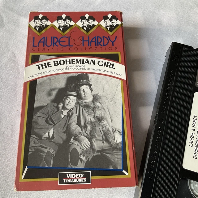 Laurel & Hardy: Bohemian Girl [VHS]