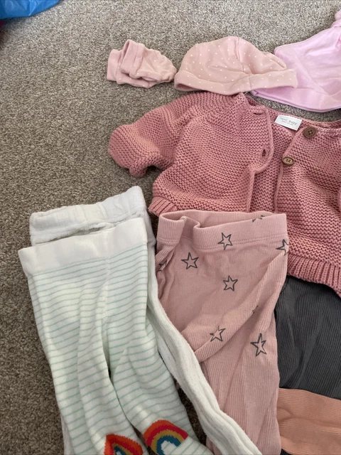 baby girl  clothes bundle aged 0-3 months 2