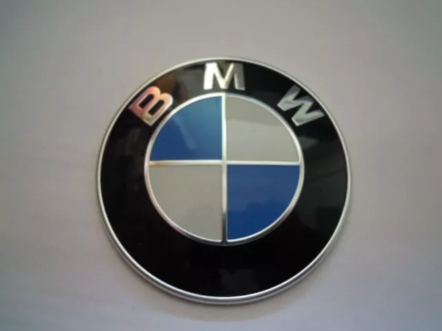 7288752 Emblem bm&w Stoßstange Plakette 82mm E87 E81 E82 F20 F21F30 F32 3-er 5er