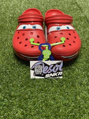 lightning mcqueen crocs adults