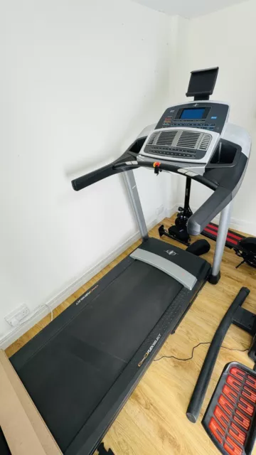 Nordic Track Treadmill T10.0 Folding Treadmill With IFIT. Great Condition