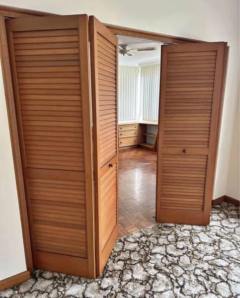 4x  201x561cm Wooden Closed Louvre French Doors Bifolds Louvres Shutters