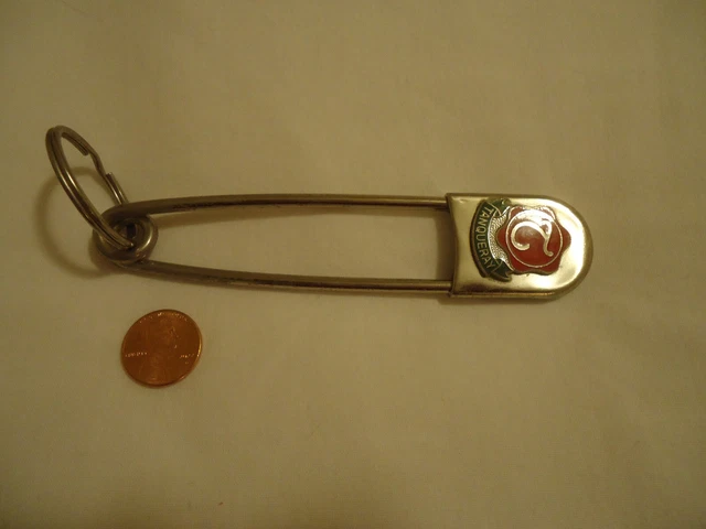 Tanqueray gin diaper style pin keychain