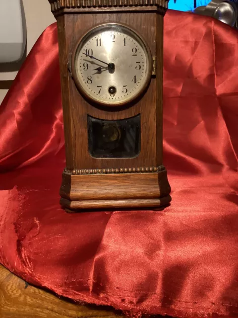 Pretty Vintage Wooden Mantel Visible Pendulum Clock Gwo, 3