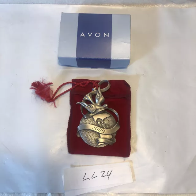Avon Christmas Ornament Pewter Collectible 2000 Peaceful Millennium