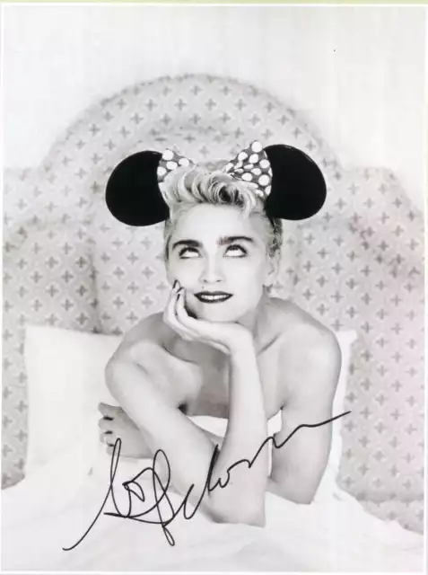 MADONNA Signed Photograph - Pop Star Singer / Vocalist / Musician - preprint