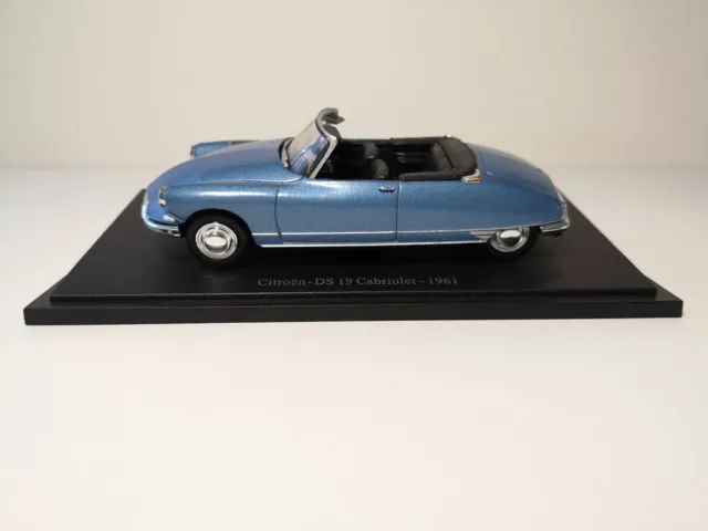 Voiture de collection - Universal Hobbies, Citroën DS 19 Cabriolet - 1961 1/43