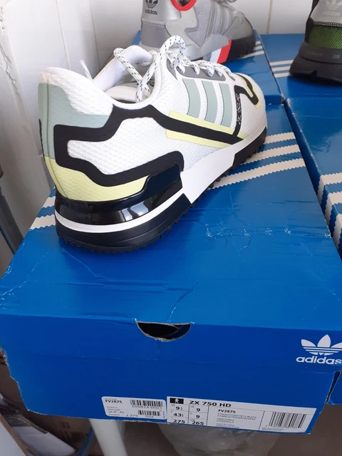 Chaussures Adidas – baskets ZX 750 HD blanches