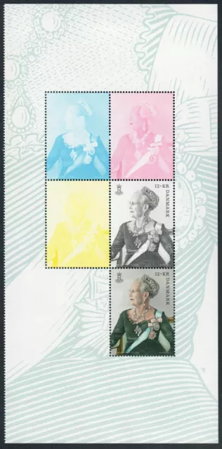 DENMARK. 2022. 84 Kr. Queen Margrethe. Booklet Panes. MNH (PRH20 HB)