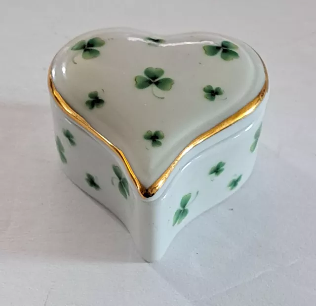 Lefton Fine Bone China Handpainted Shamrock Heart Trinket Box 2290 Made In Japan