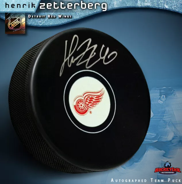 HENRIK ZETTERBERG Signed Detroit Red Wings Puck