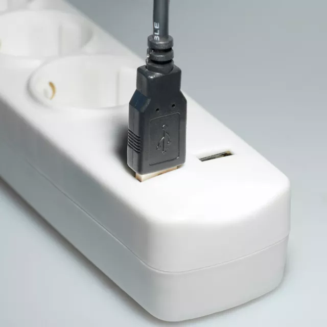 Verlängerungskabel 3-fach Schutzkontakt-Steckdosen-Leiste mit 2 USB 3m weiß 2