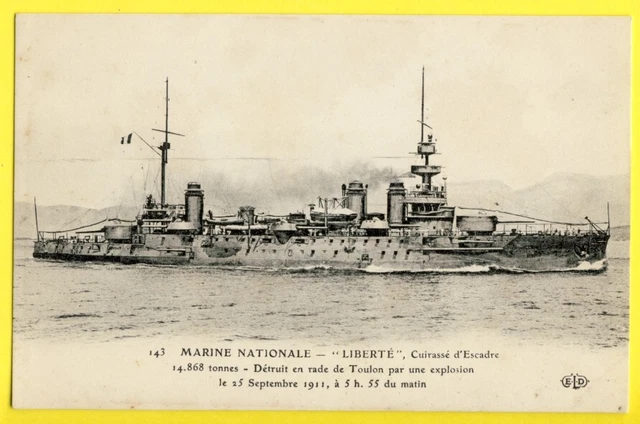 CPA MARINE NAVIRE Boat de GUERRE War FRANCAISE Le