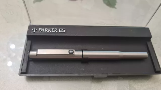 Parker 25 Fountain Pen