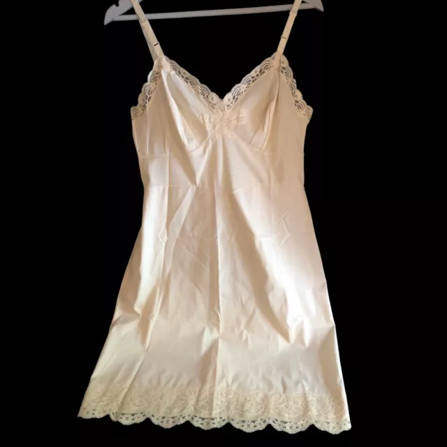 Vintage Shadowline Full Slip Ivory Antron Nylon and Lace Size 38 USA Made