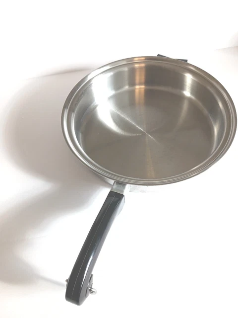Vintage SaladMaster 9.5" Pan, Skillet Vintage Great Condition, Long Handle Vintage SaladMaster 9.5" Pan, Skillet Vintage Great Condition, Long Handle