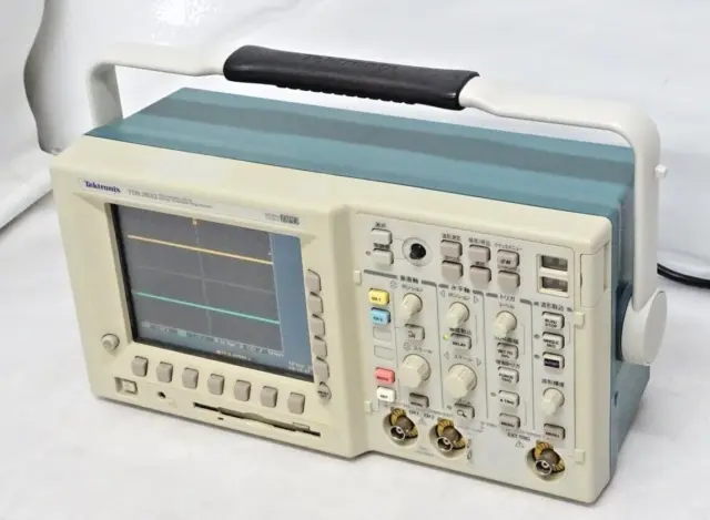 Tektronix TDS3032 Oscilloscope 300MHz 2.5GS/s 2ch Used From JPN