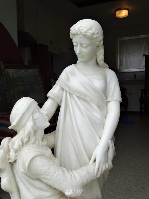 Romeo and Juliet 1890 Beautiful Large Italian Carved White Marble Statue