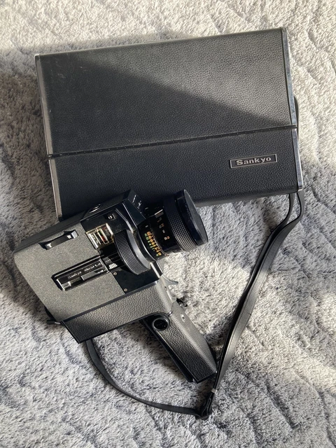 Caméra Cosina Magic Sound 206 Macro Pour Pièces, état Non Fonctionnel