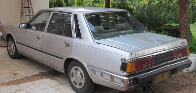 Nissan Cedric Hy30 3