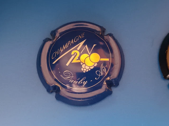 capsule de champagne AN 2000 PERSO DAUBY sur 616 RARE